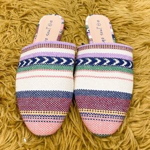New Indigo Soul fabric slip on mule sz 7